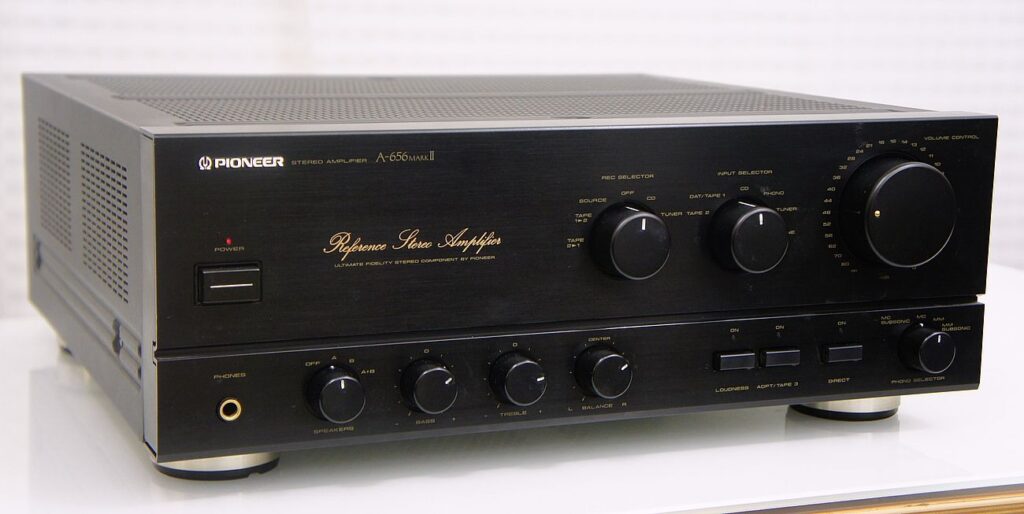 Pioneer A656Mark II