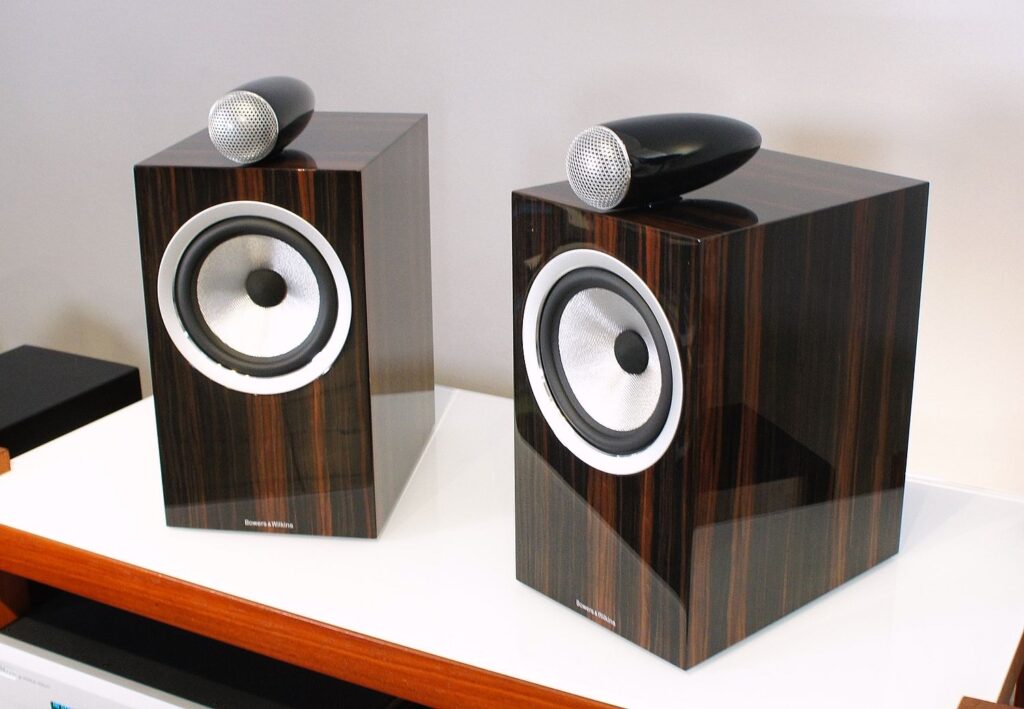 B&W 705 S2 Signature