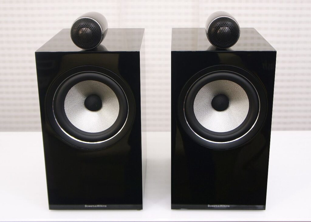B&W 705 S2