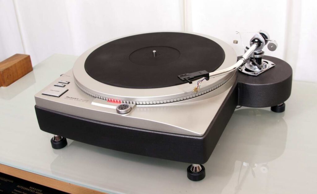 Technics  SP 25