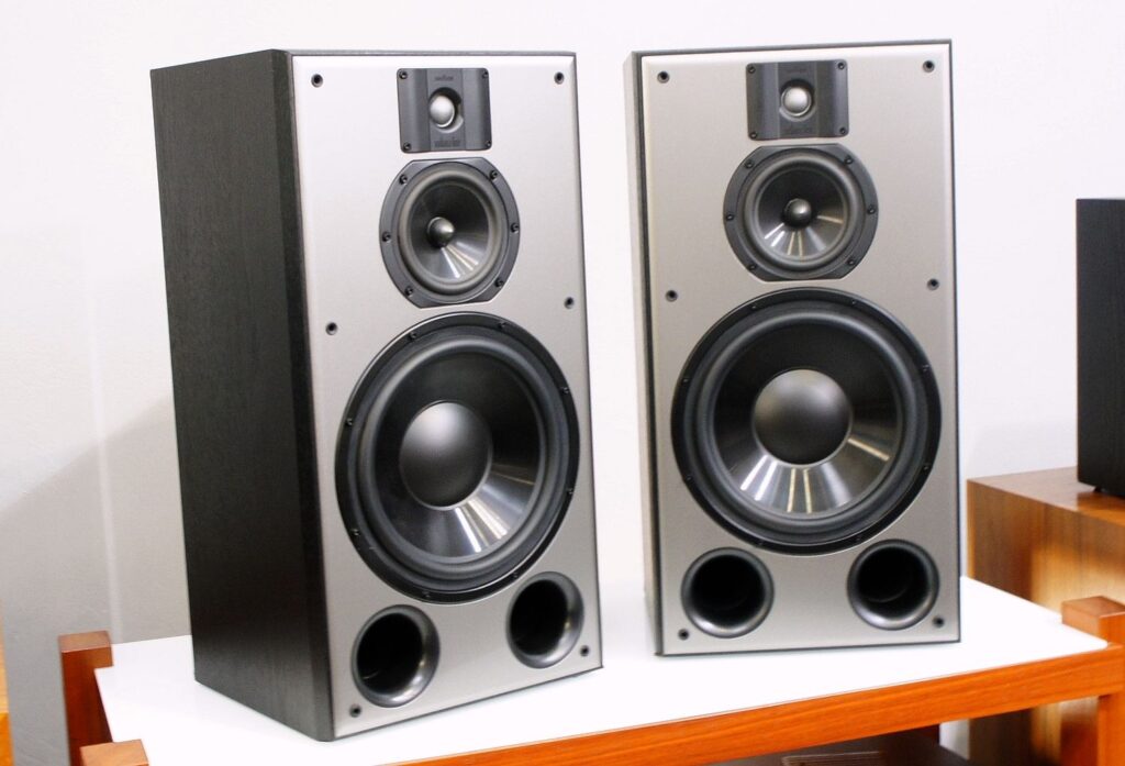 Indiana Line DJ 310