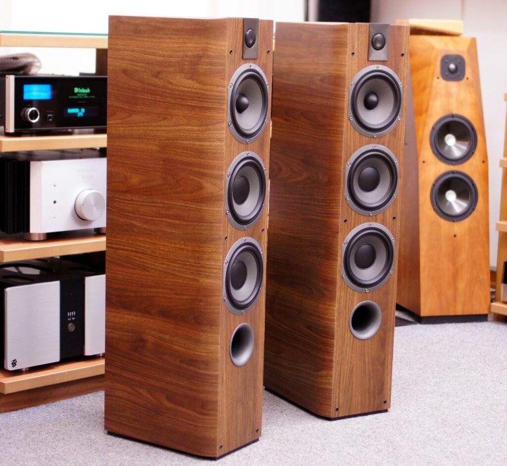 FOCAL CHORUS 726