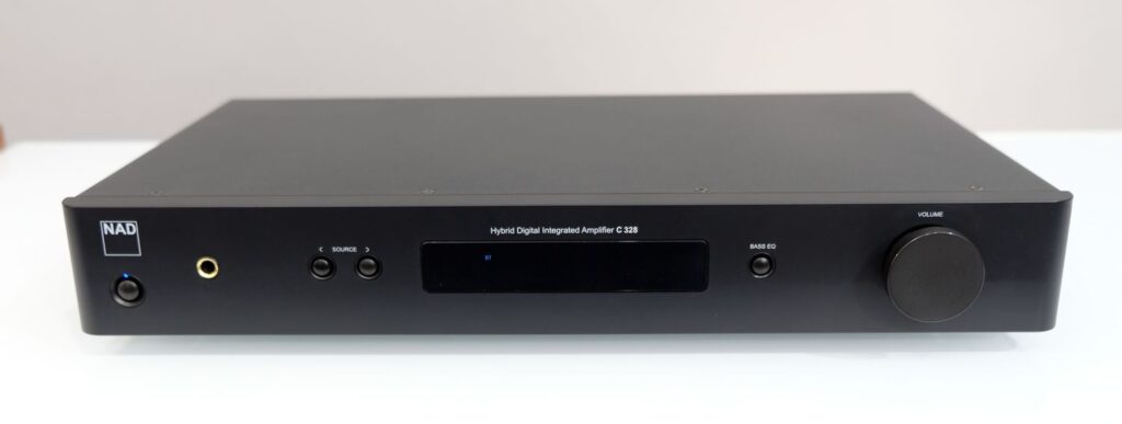 Nad C328