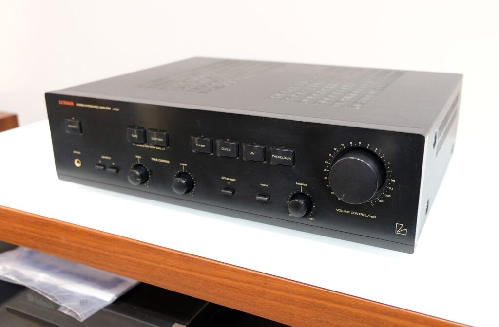 Luxman A331