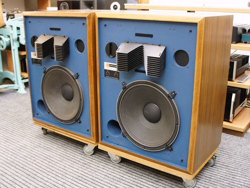 JBL 4333 A