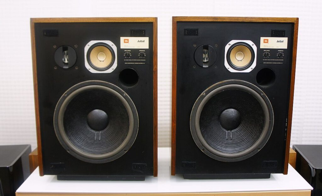 JBL L65 Jubal