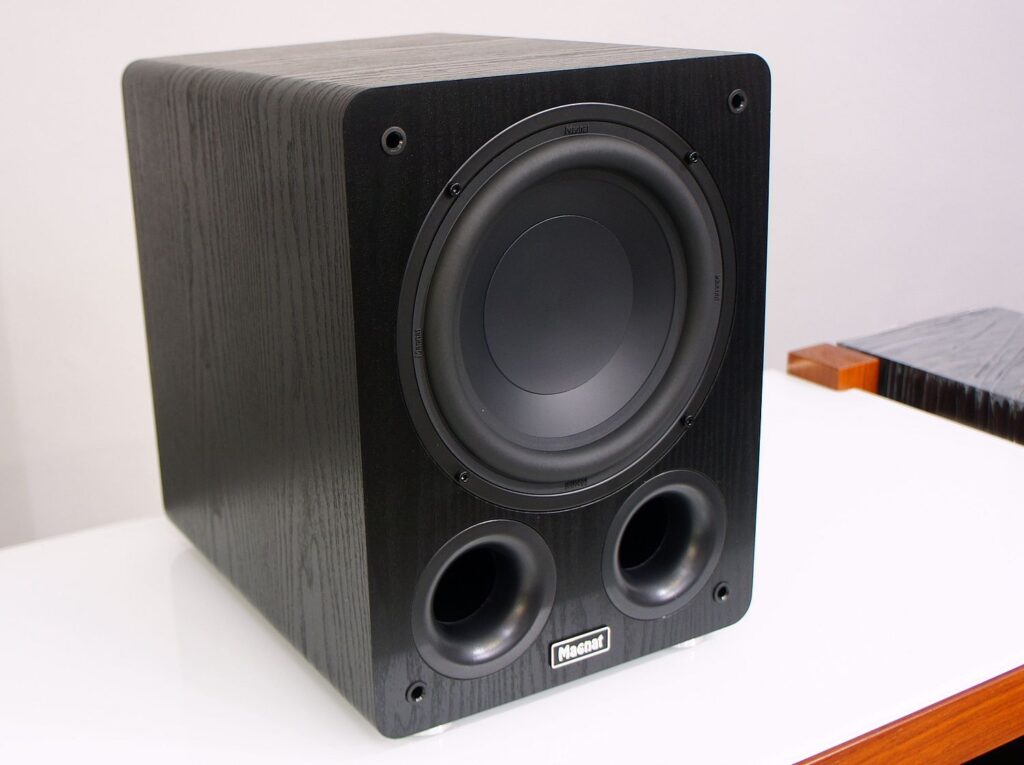 Magnat Alpha RS8