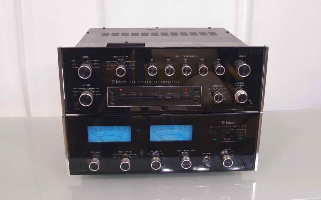 McIntosh C 32