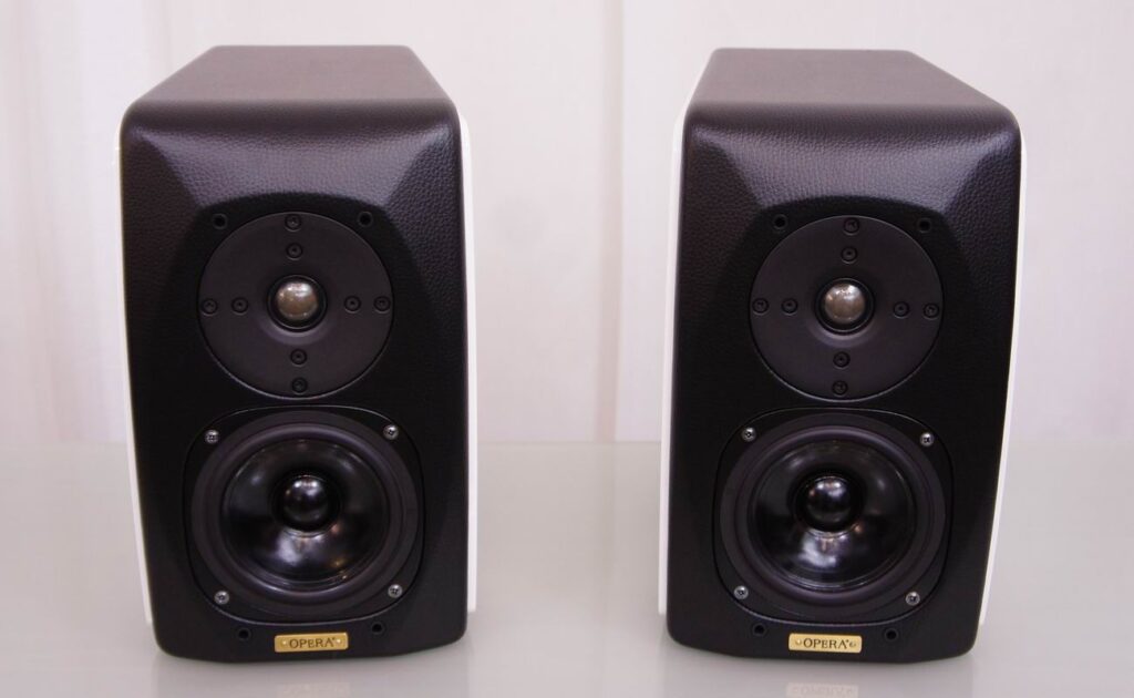 Opera audio "Mezza"