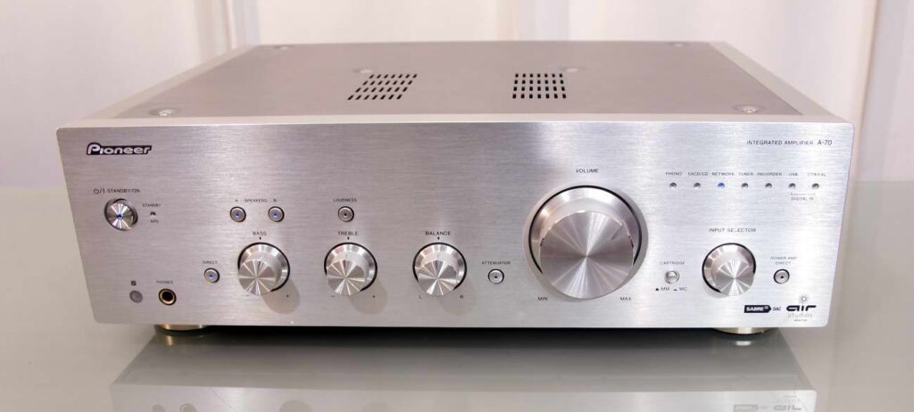 Pioneer  A70