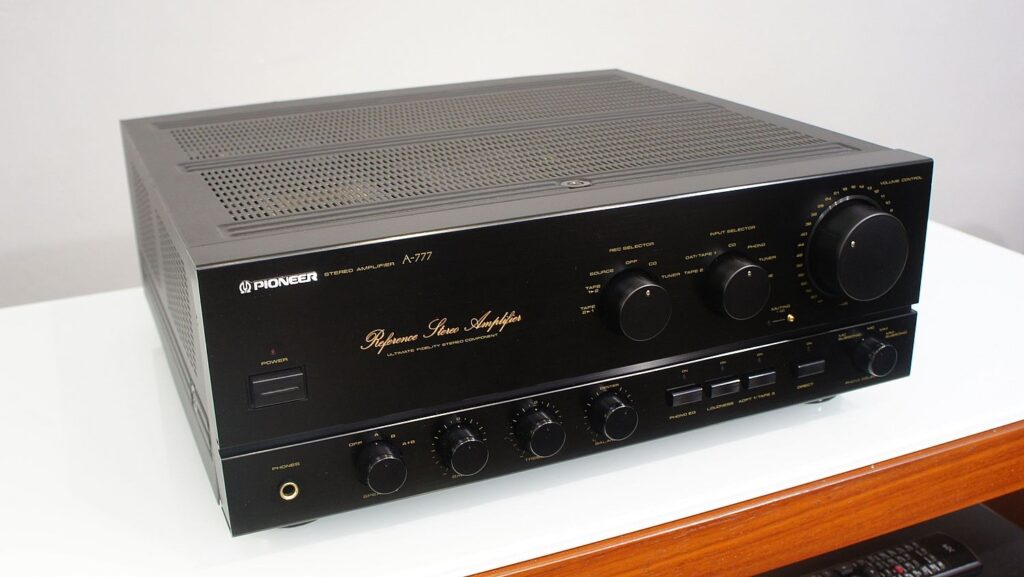 Pioneer A777