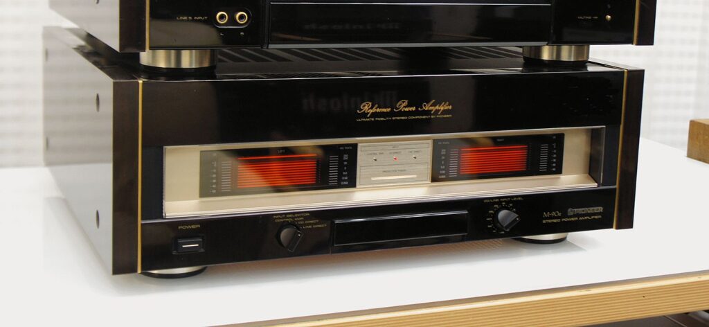 Pioneer M90
