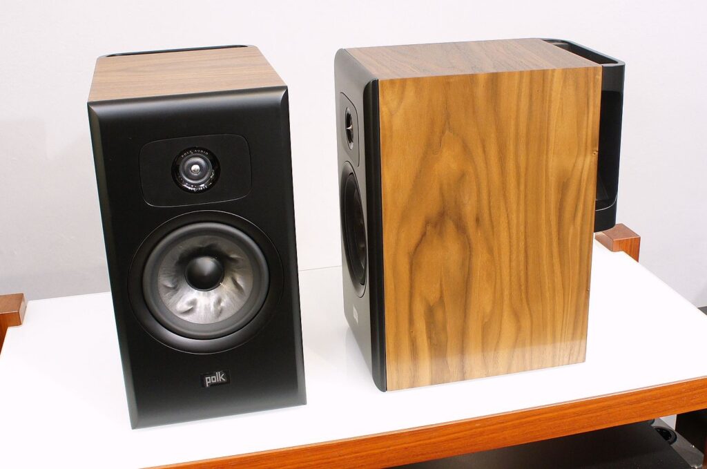 Polk Audio Legend L200