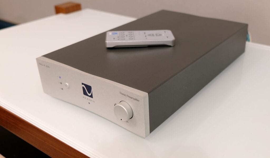 PS Audio "Trio P200"