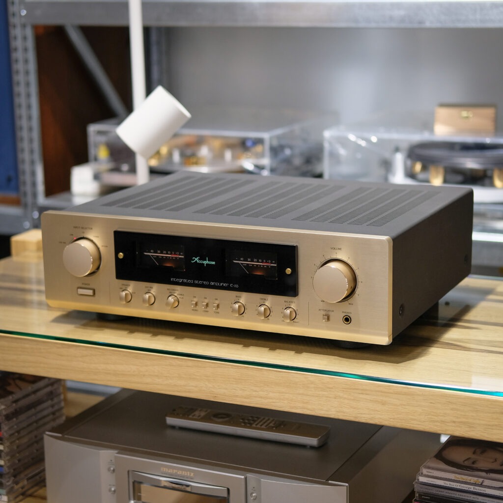 Accuphase E-213
