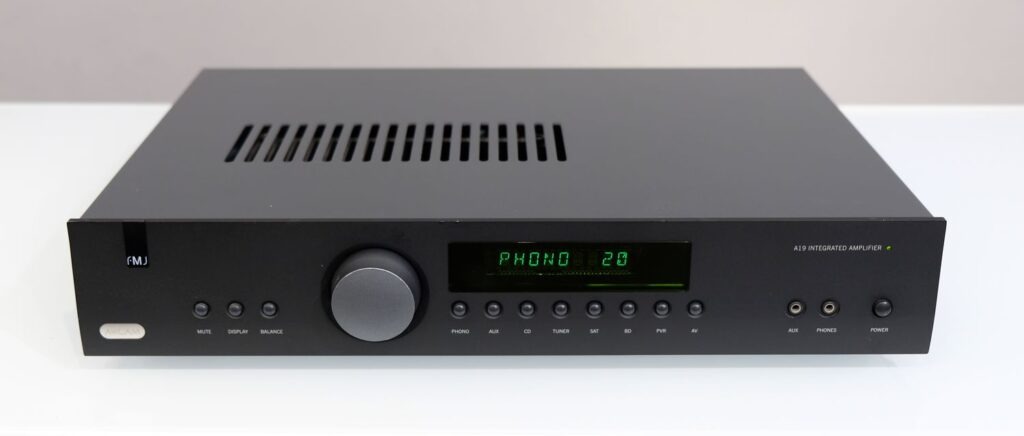 Arcam FMJ A19
