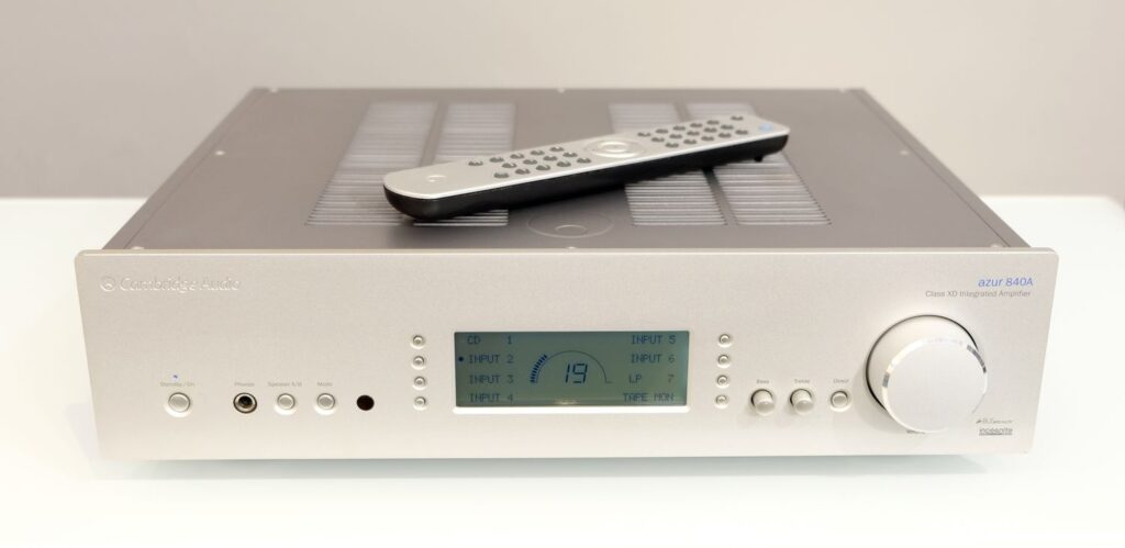 Cambridge Audio Azur 840A