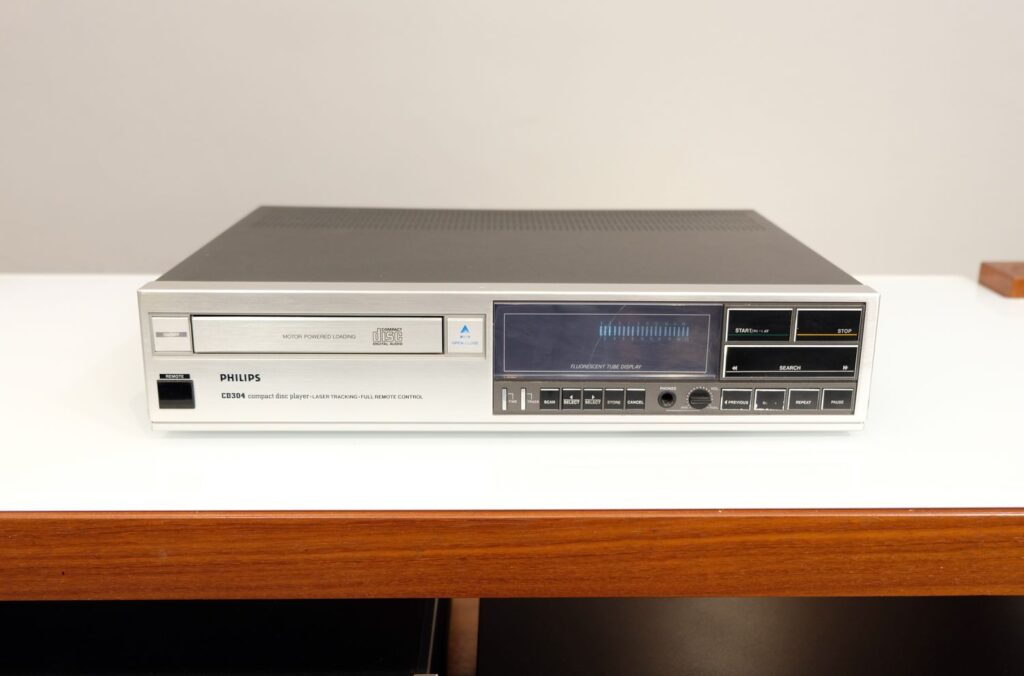 Philips CD 304