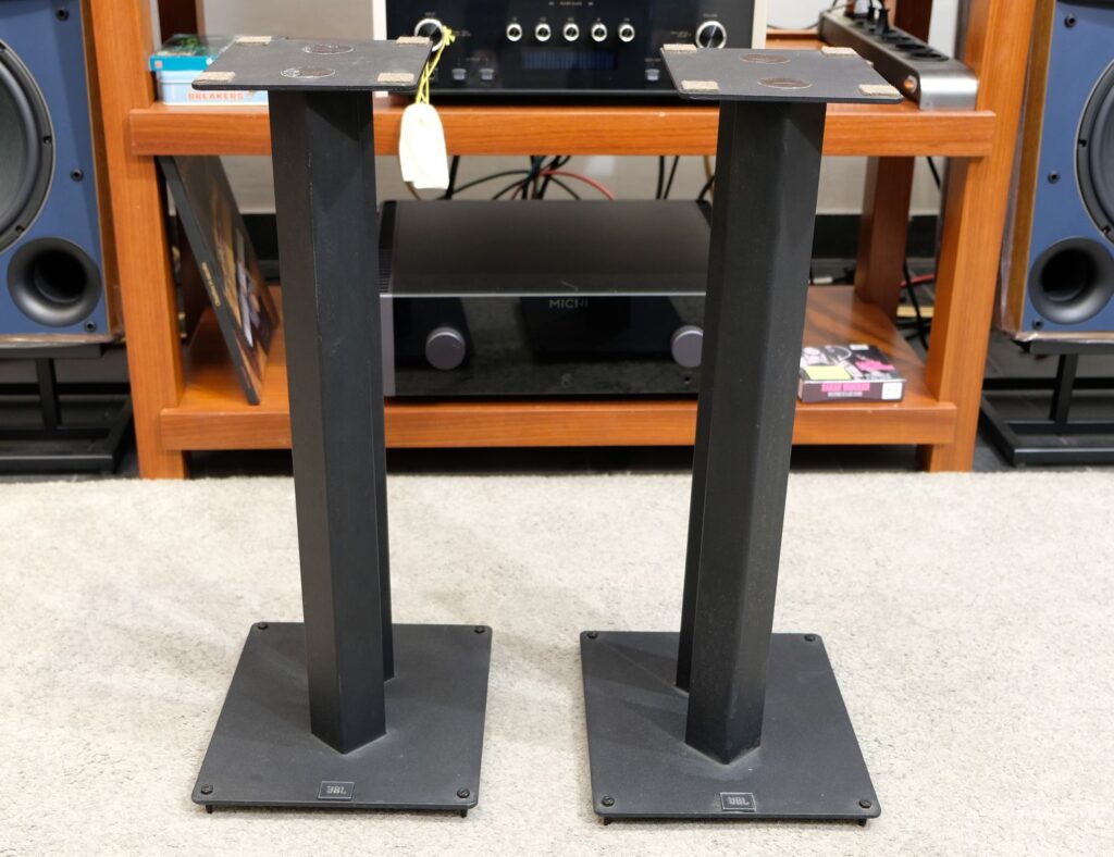 Supporti diffusori JBL