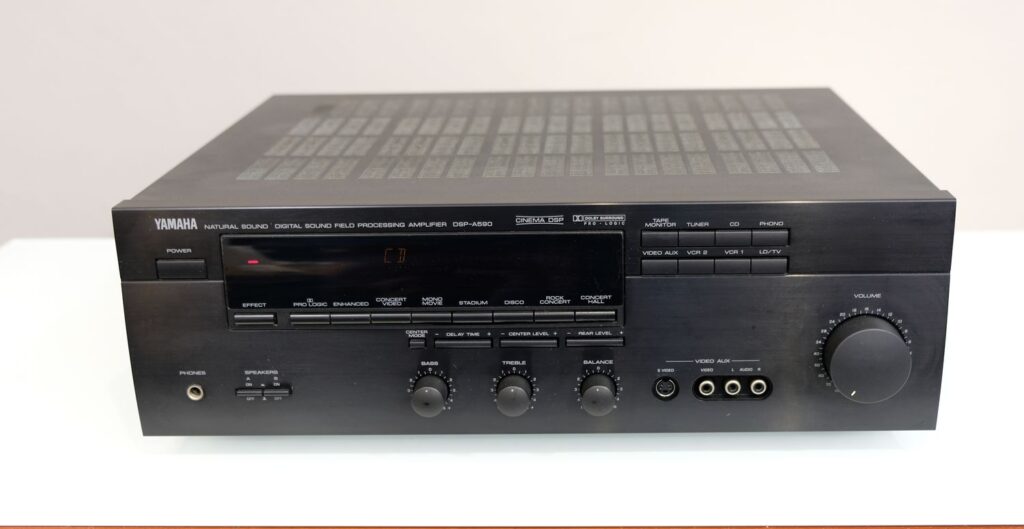 Yamaha DSP-A590
