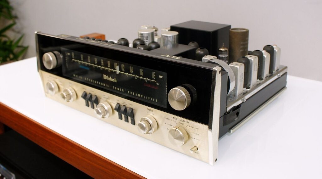 McIntosh MX110