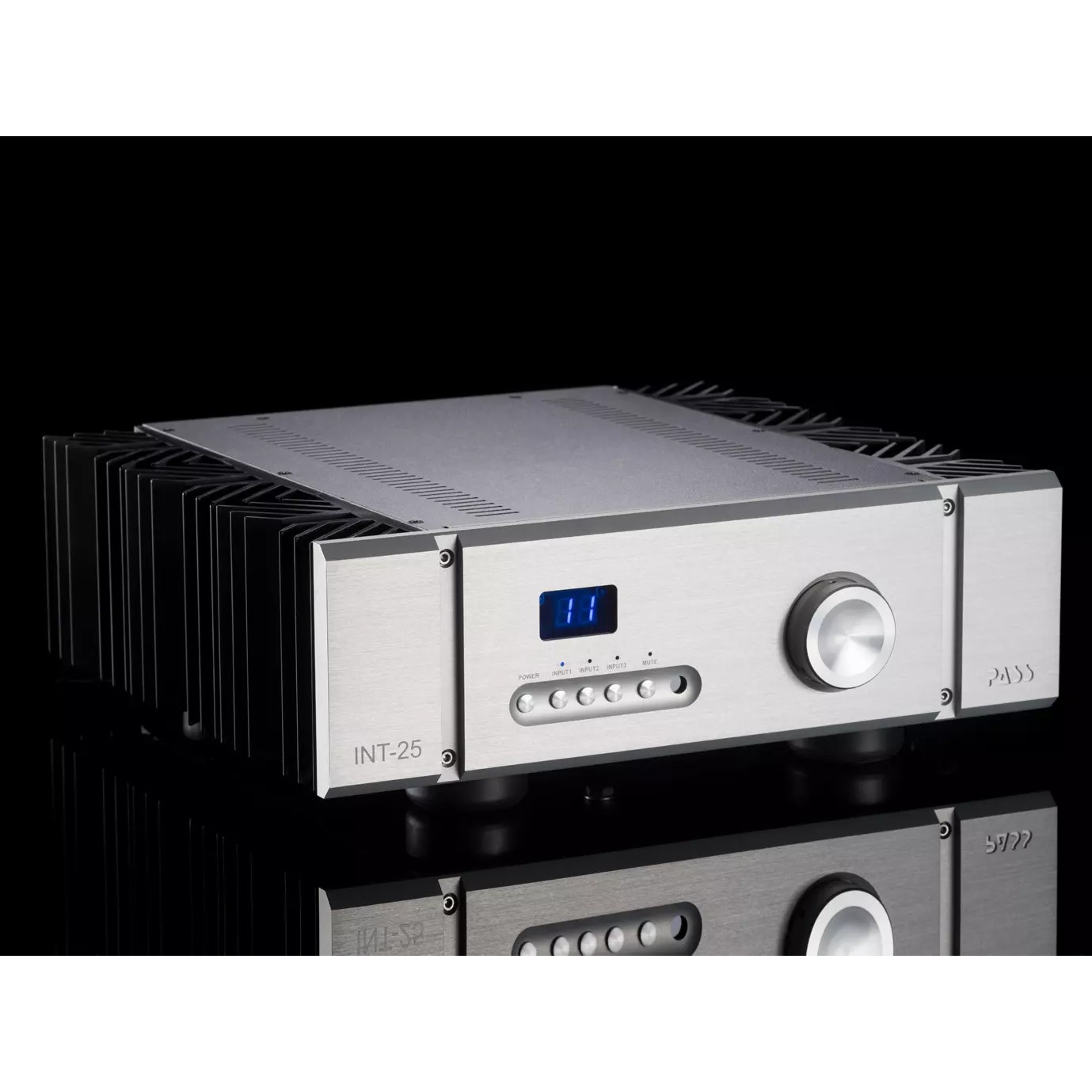 Pass Labs INT-25