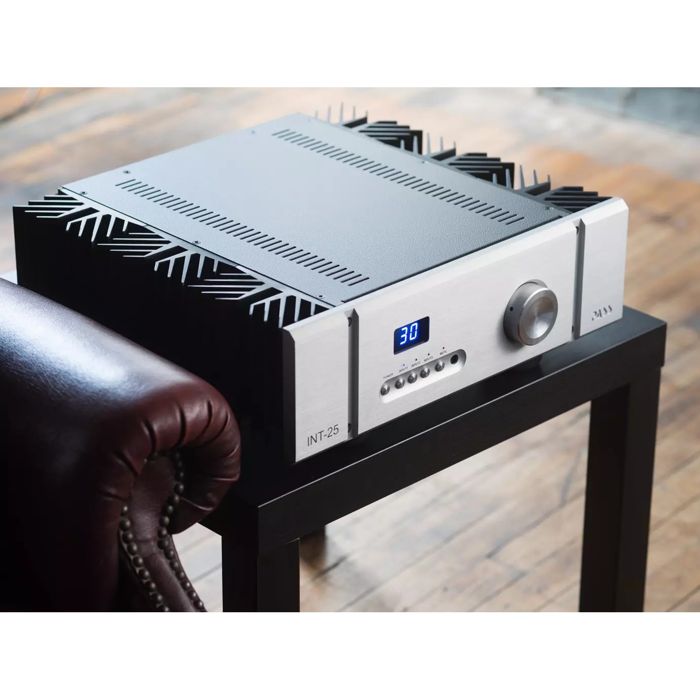 Pass Labs INT-25