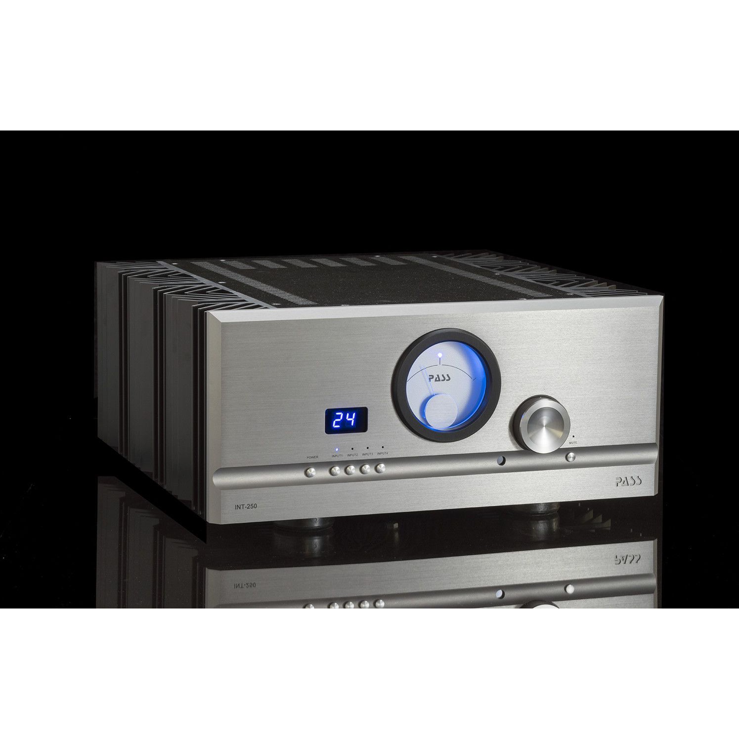 Pass Labs INT-250