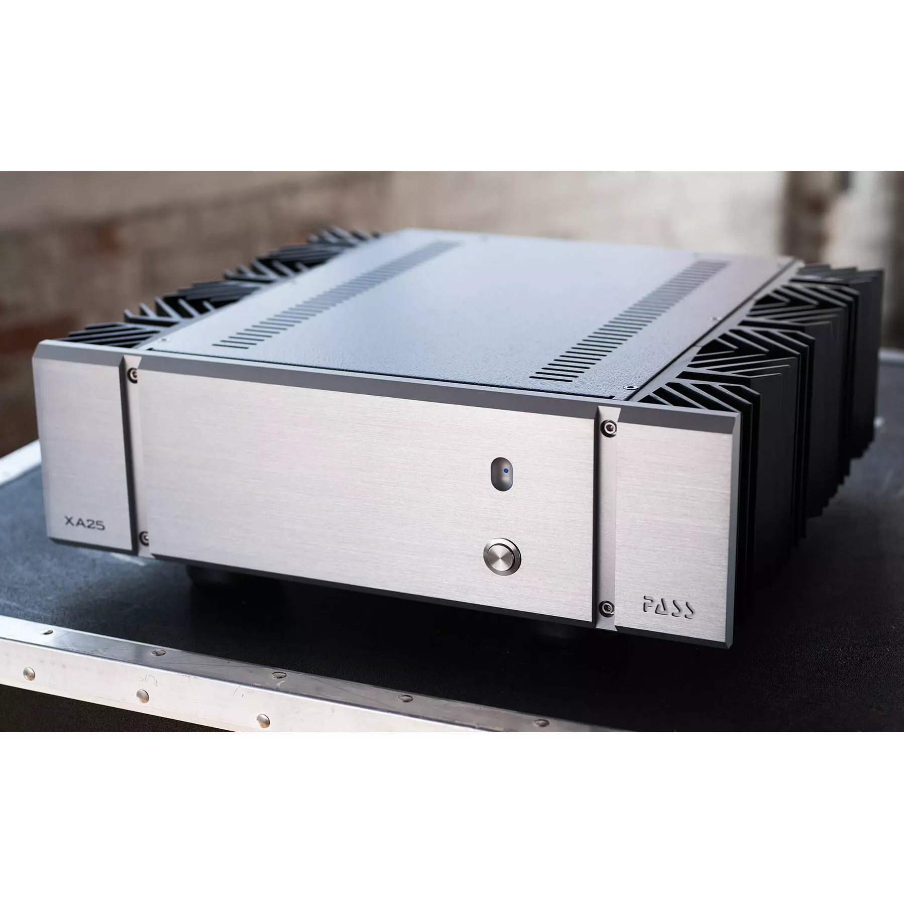 Pass Labs XA-25