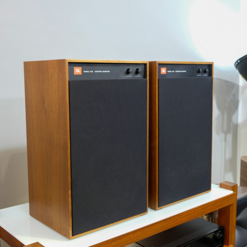 JBL-4312-9-1024x1024.jpg