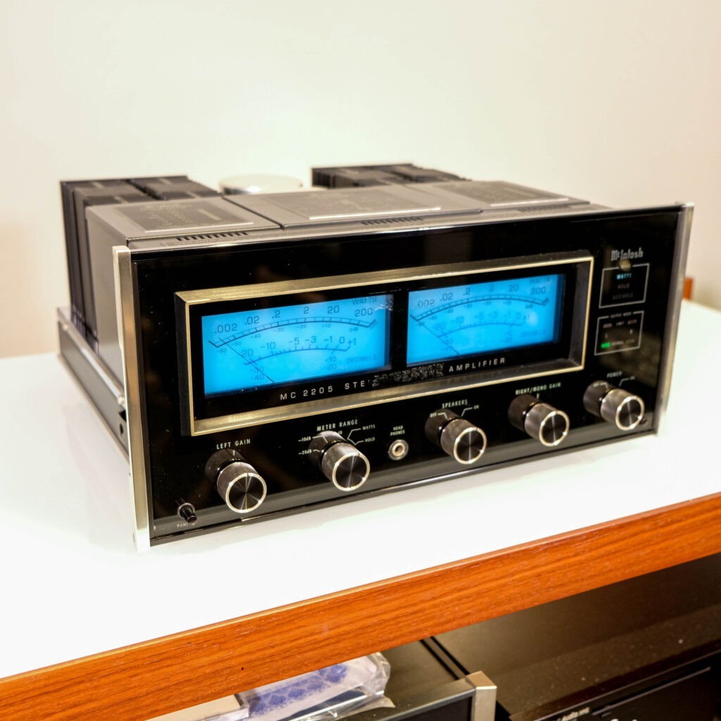McIntosh MC2205