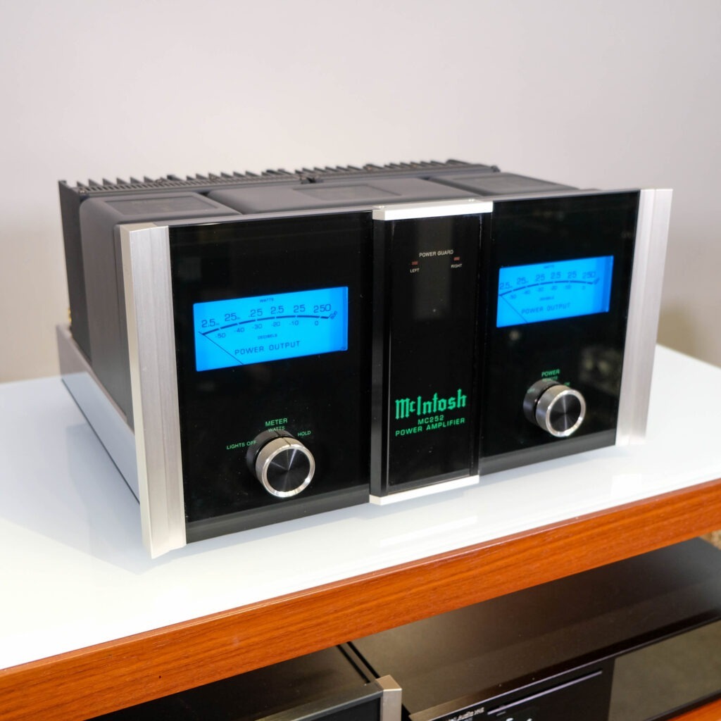McIntosh MC252