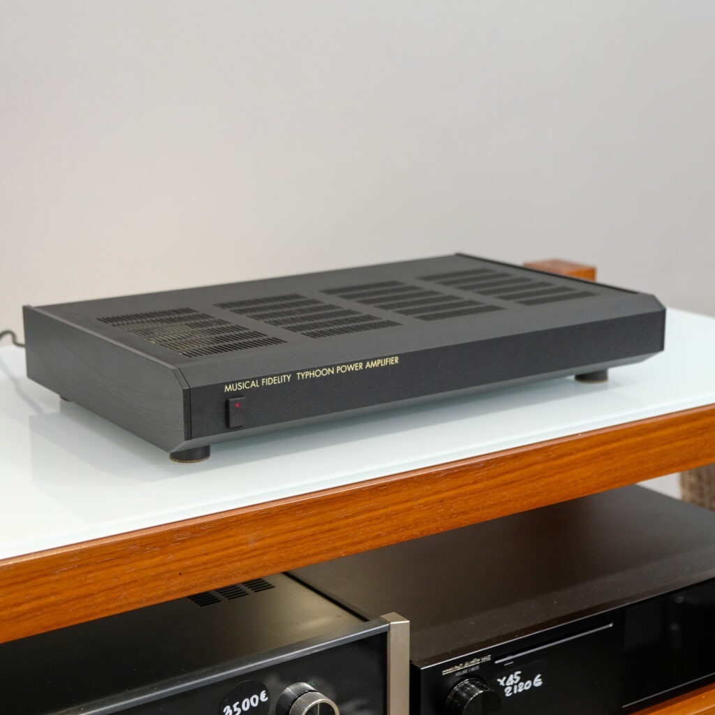Musical Fidelity The Preamp + Typhoon