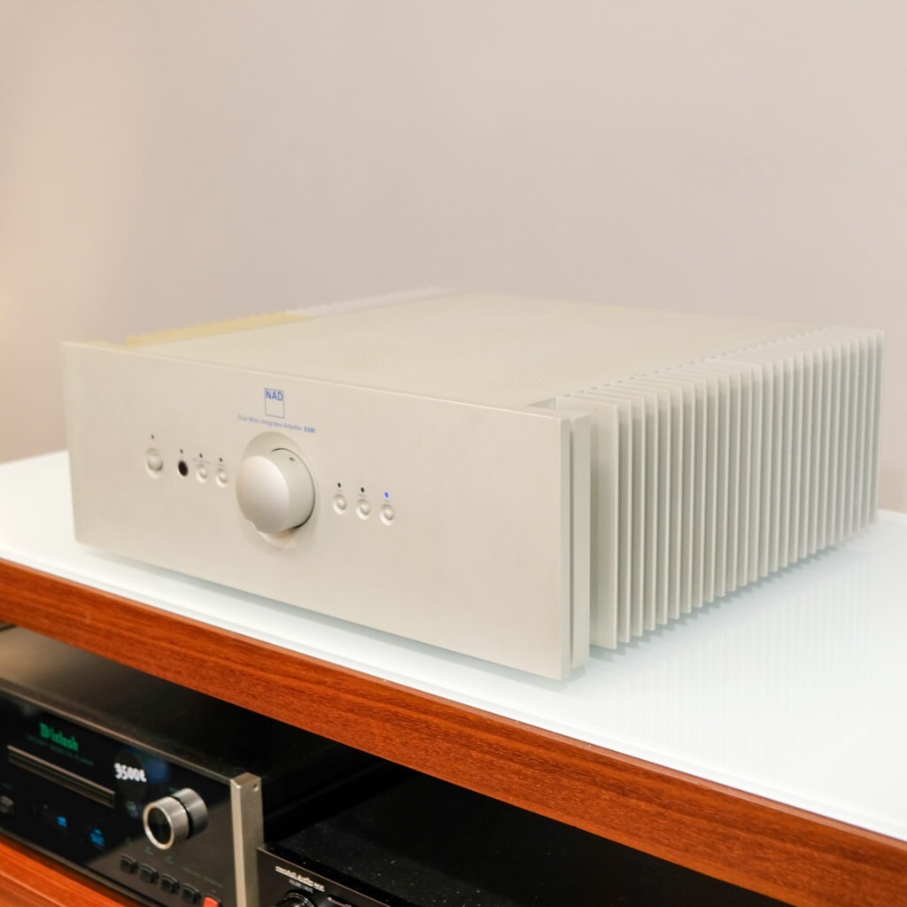 Nad S300