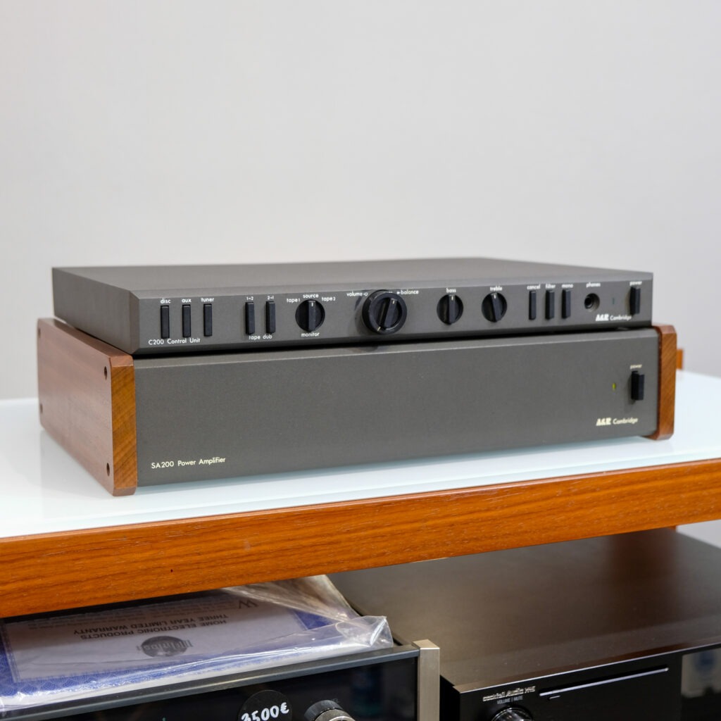 A&R Cambridge C200 - SA200