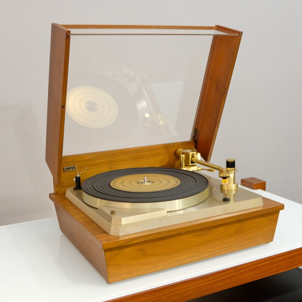 Empire 598 Troubador