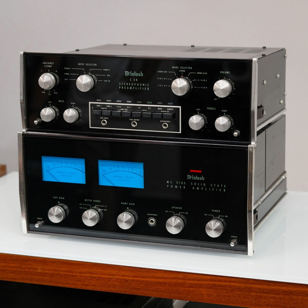 McIntosh C28 - MC2105