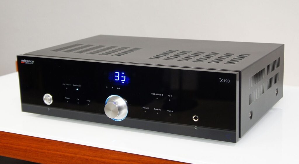 Advance Acoustic X I90