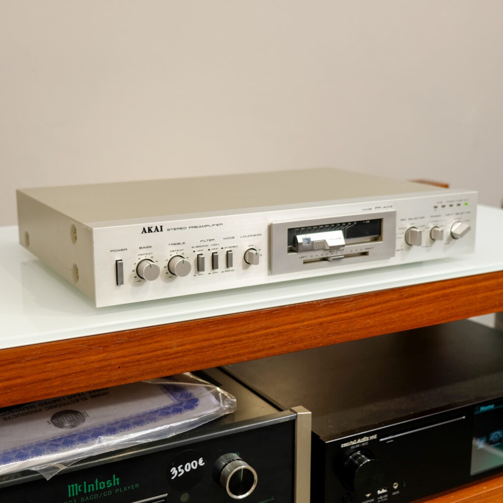 Akai PR-A04