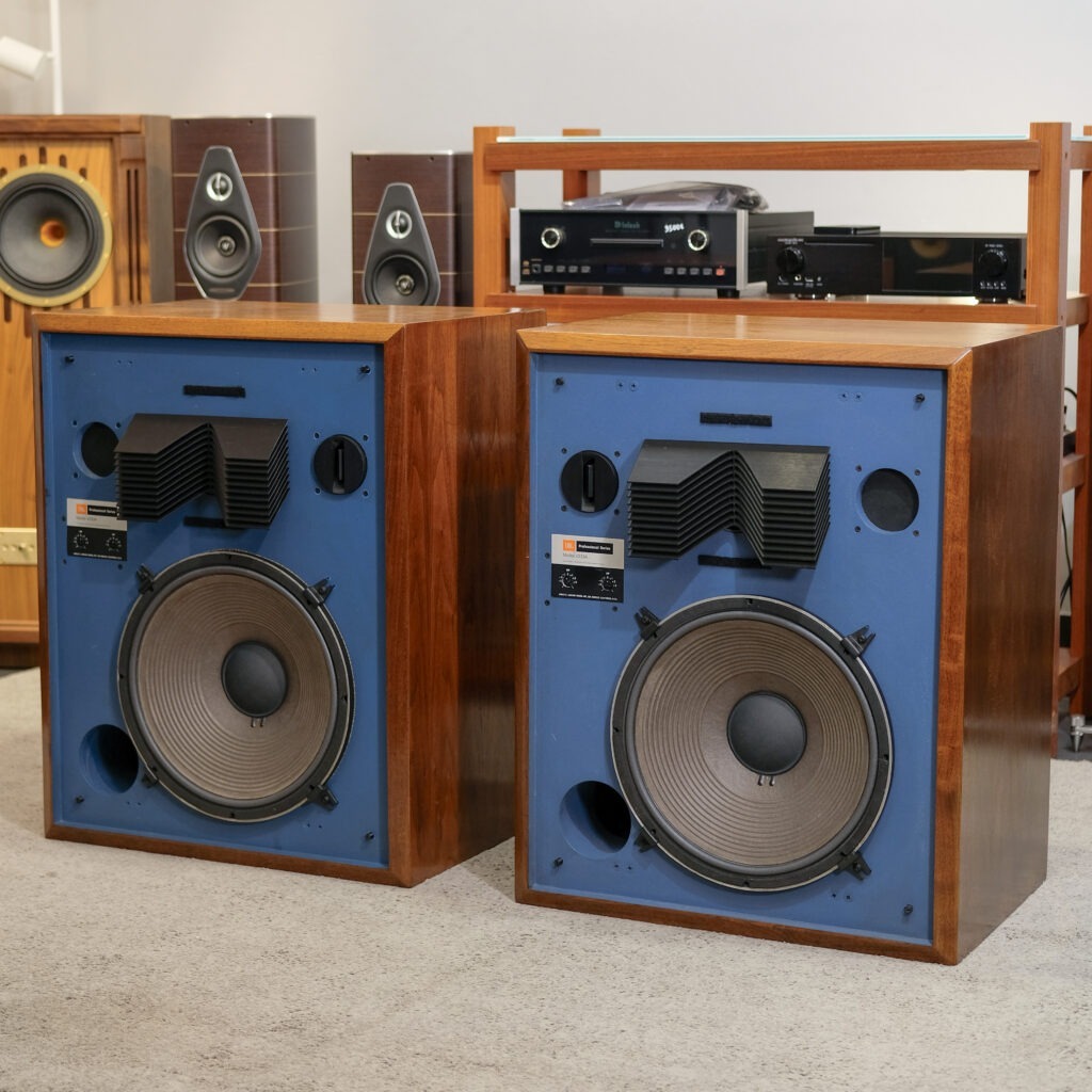 JBL 4333A