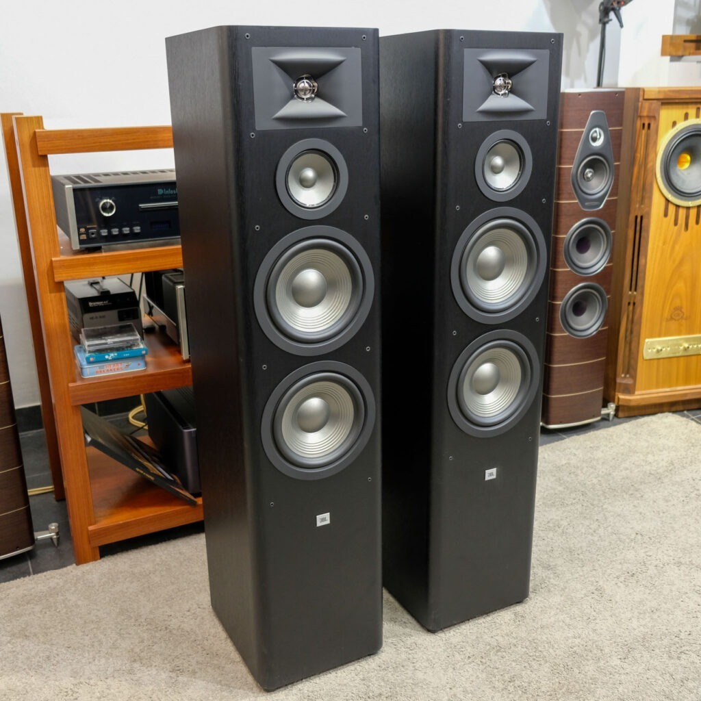 JBL Studio 290