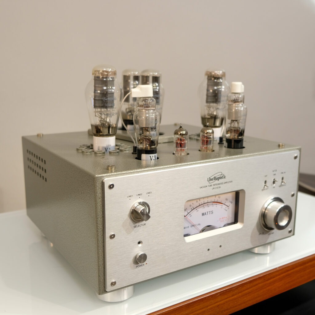 Line Magnetic Audio LM210IA