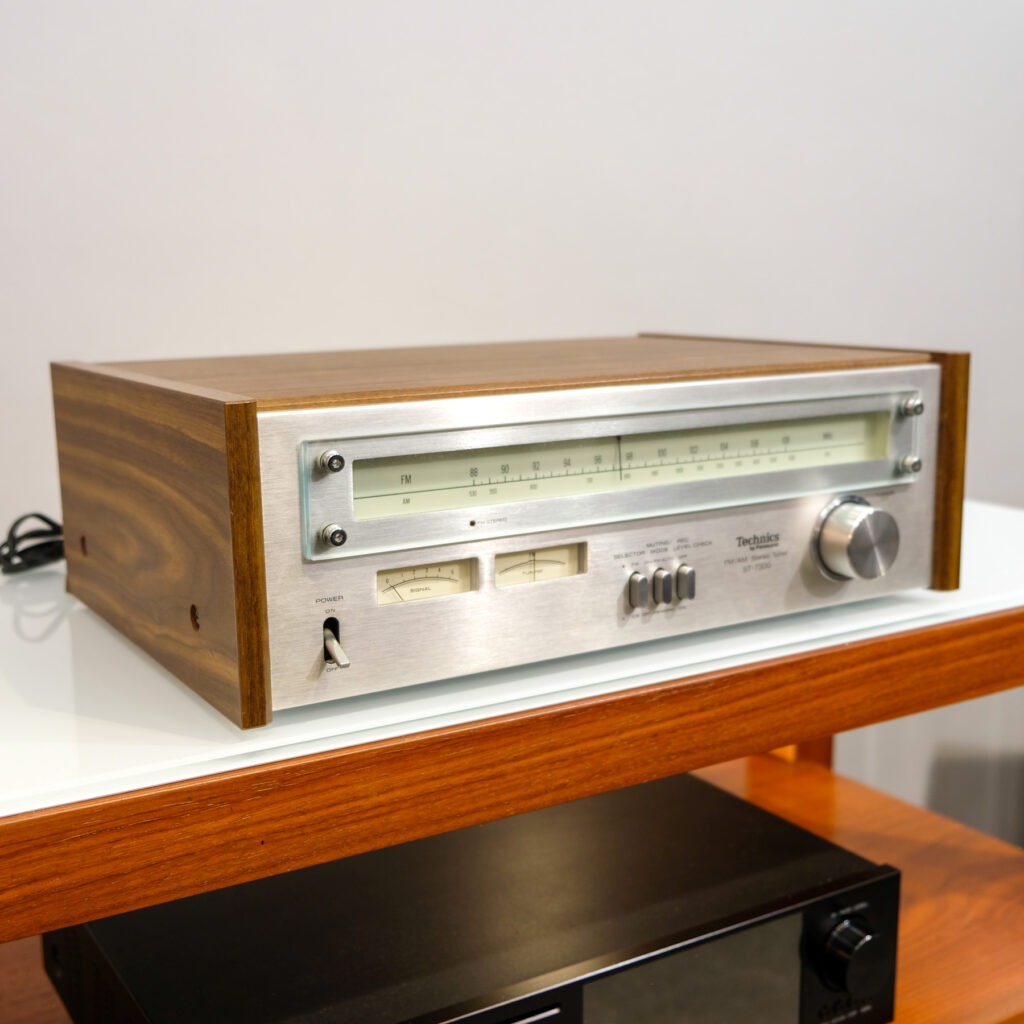 Technics ST-7300