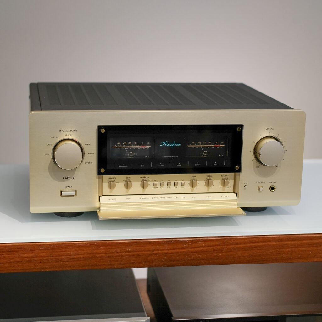 Accuphase インテグレーテッド ステレオアンプ E-530 Accuphase E-530 - オーディオ構造 |オンラインHi-Fi販売：アンプ
