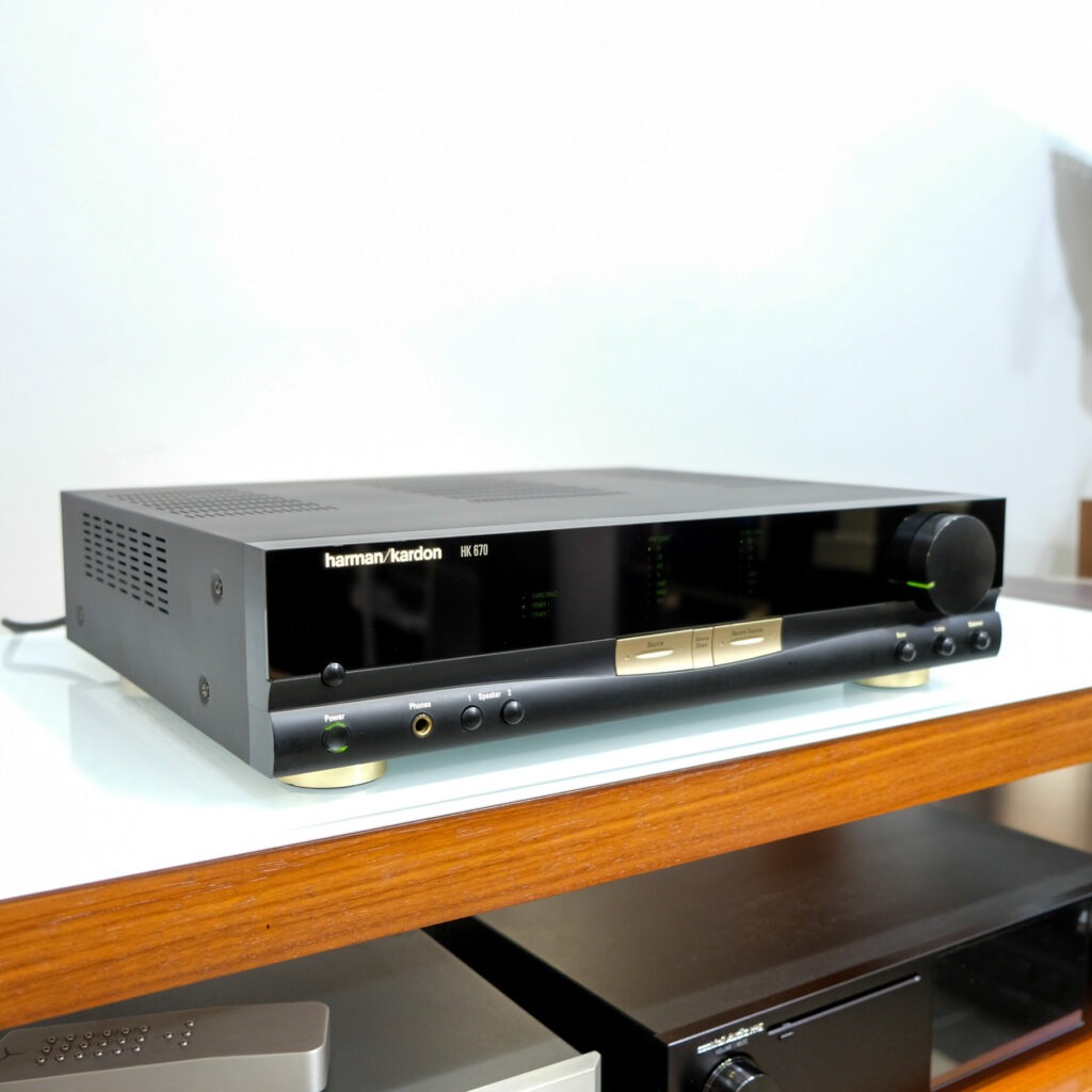 Harman Kardon HK670