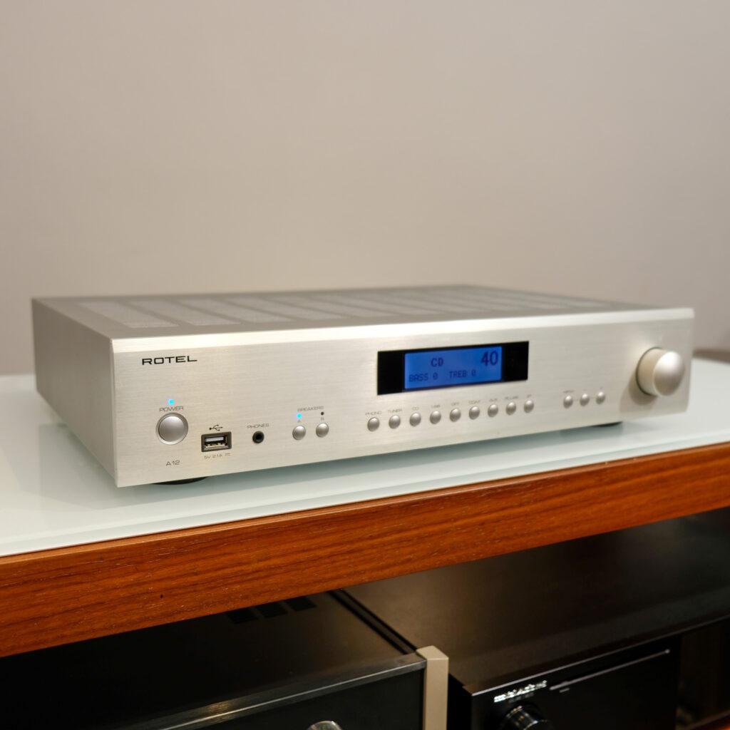 Rotel A12