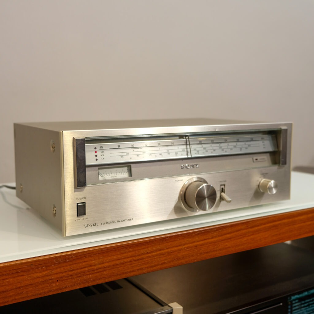 SONY ST-212L