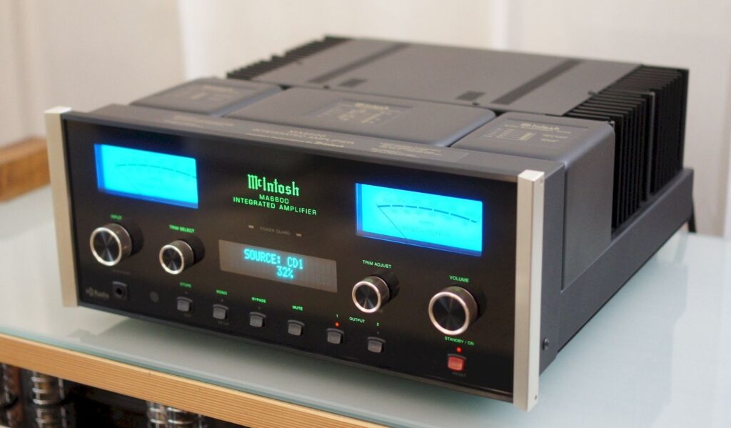 McIntosh MA 6600