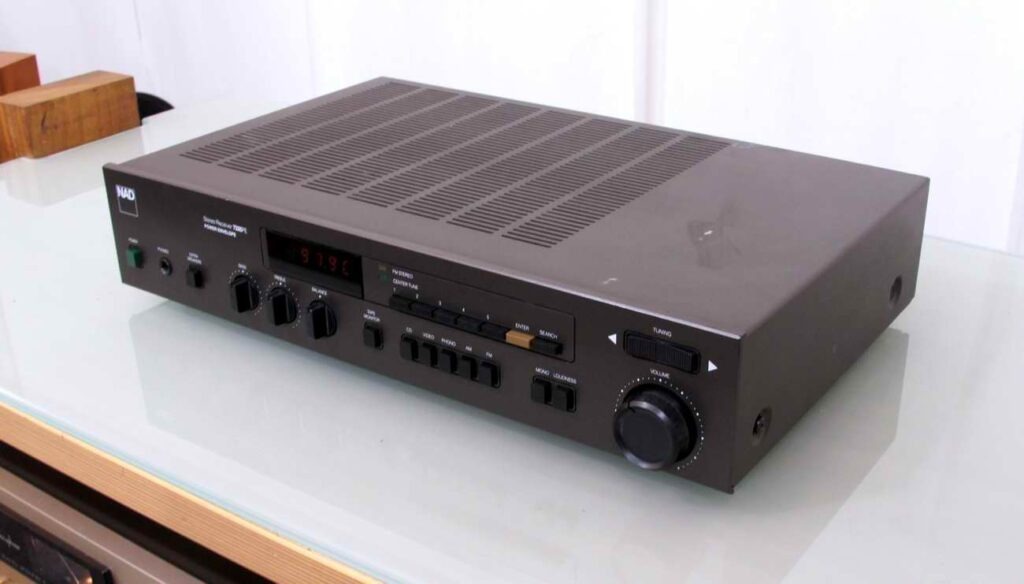 Nad 7225PE