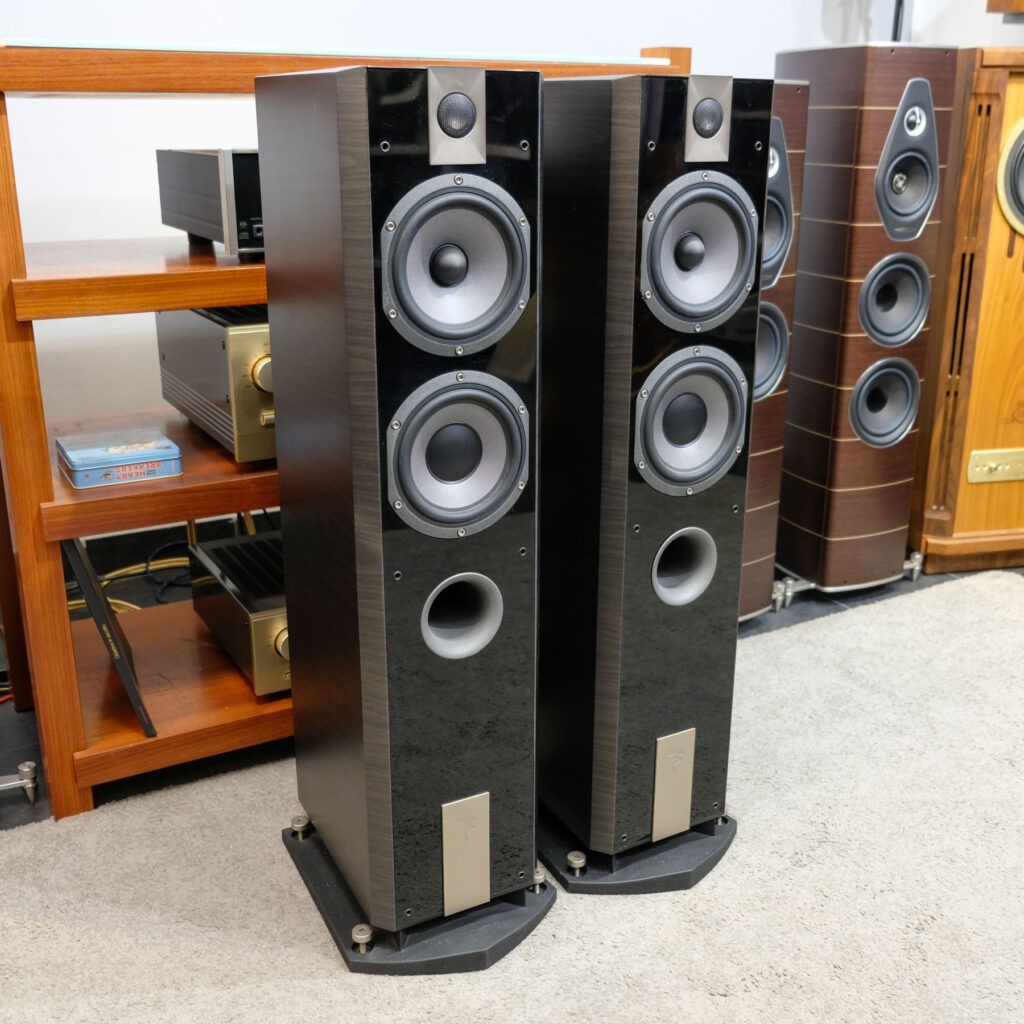Focal Chorus 816V